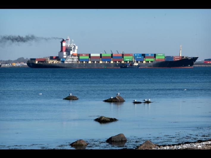 Usa annunciano il blocco di tutti i porti iraniani da domani alle 16 ora italiana