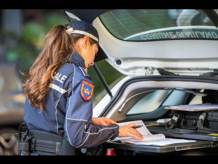 Coppia sorpresa in intimit&agrave; all'aperto, multa da 10mila euro nel Trevigiano