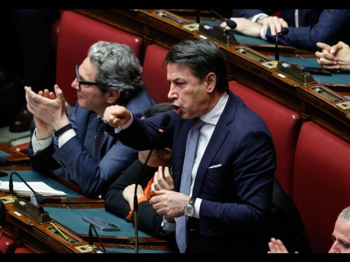 M5s, solidali a istituzione presidenza Consiglio ma per quattro anni proni a Trump