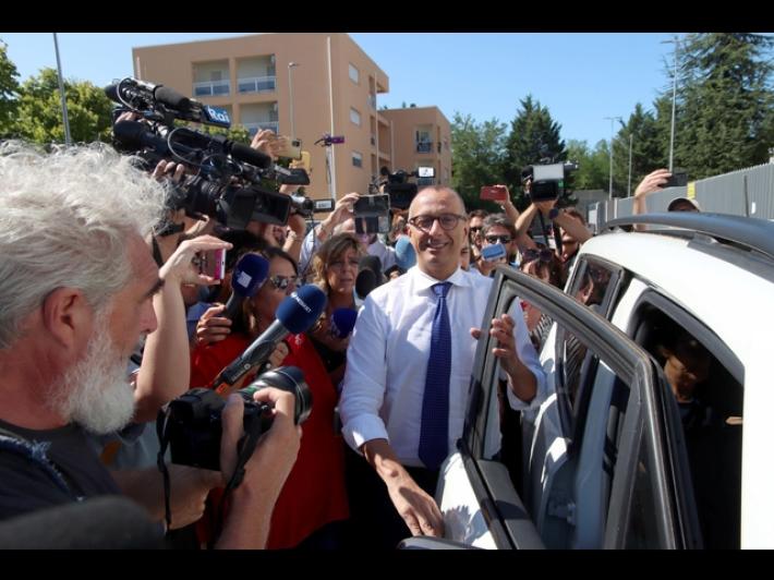 Inchiesta su affidi a Pesaro, per Ricci accusa anche di peculato