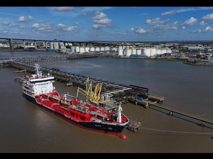 Media, 8 petroliere hanno obbedito all'ordine Usa di invertire rotta