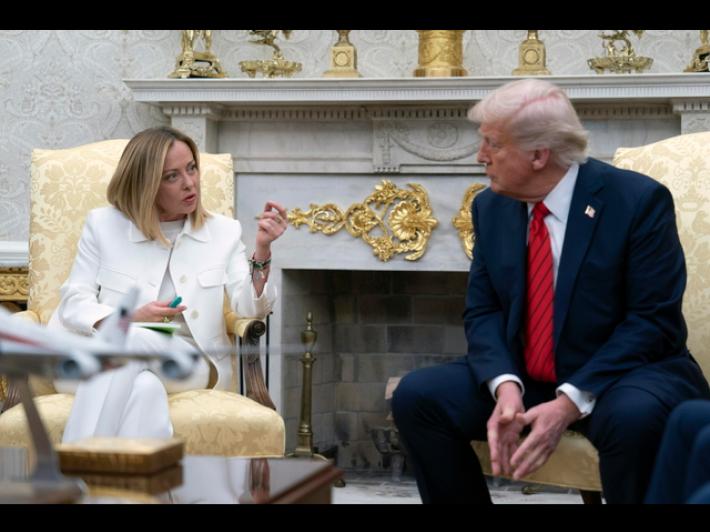 Trump attacca ancora Meloni, 'con chi nega aiuto non pi&ugrave; lo stesso rapporto