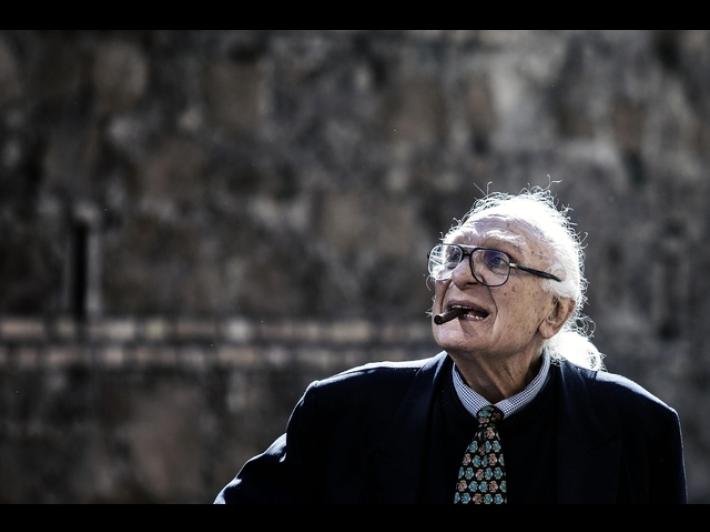 Milano ricorda Pannella con intitolazione giardini di fronte a San Vittore