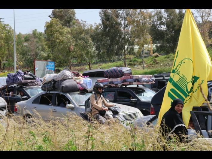 Libano in festa per la tregua, in migliaia cercano di tornare a casa