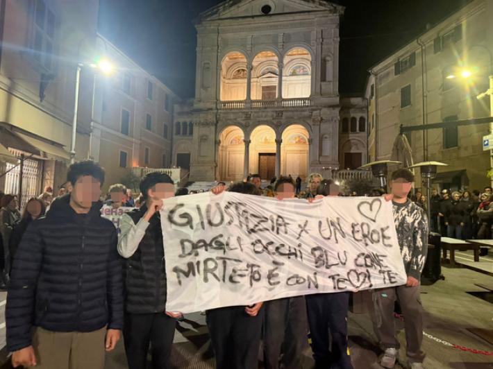 Ucciso davanti al figlio, gip '17enne va in carcere, con Bongiorni scontro'