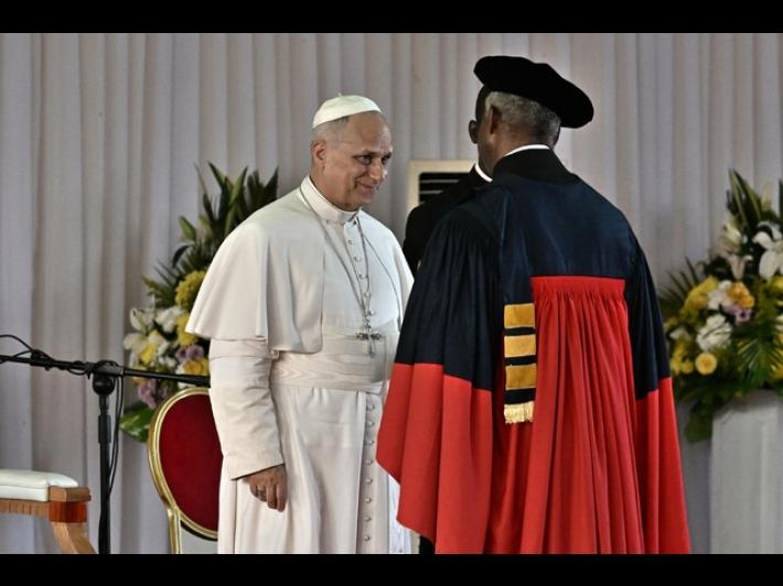 Leone, 'l'Africa sia liberata dalla piaga della corruzione'