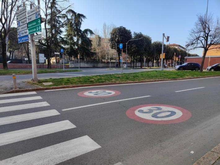 Sindaco di Modena, 'Bologna citt&agrave; 30 &egrave; una bandierina ideologica'