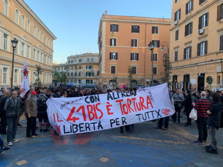 Meloni, vicina ad agente ferito, non arretriamo davanti a chi semina violenza