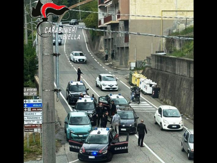 Truffe agli anziani, due arresti nel Biellese dopo un inseguimento