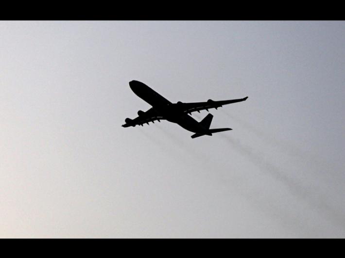 Teheran riapre i due principali aeroporti civili