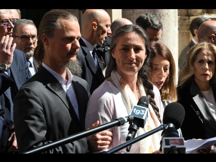 Famiglia del bosco: il ricorso, ignorati genitori e perizie psichiatriche