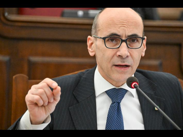 Anac, esplosione di affidamenti diretti per servizi e forniture