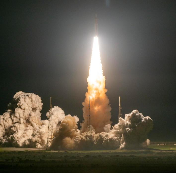 Artemis 1, veicolo nella traiettoria per la Luna