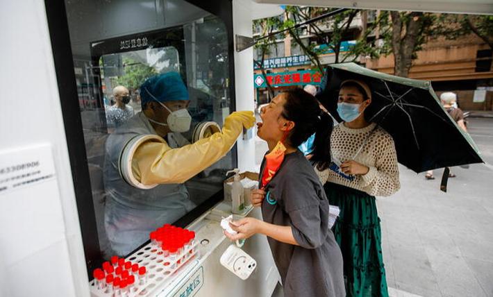 Perch&eacute; Pechino insiste con la politica del &laquo;contagio zero&raquo;