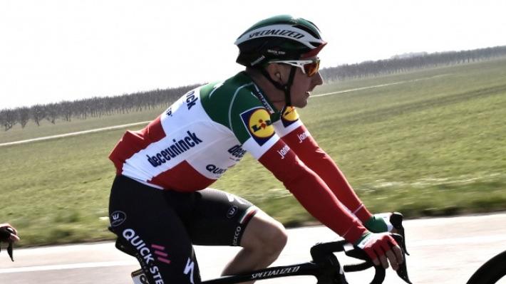 Elia Viviani fissa due obiettivi