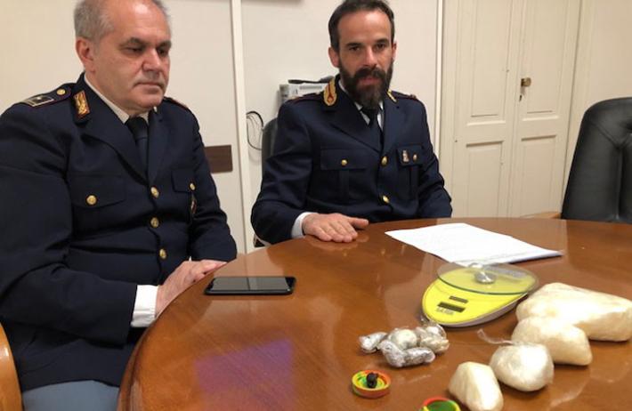 In manette l'insospettabile che riforniva i pusher specializzati in cocaina d'alta qualit&agrave;