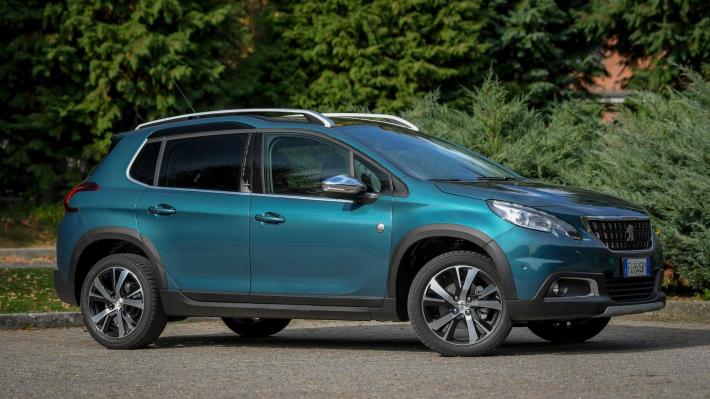 Peugeot 2008 Crossway, mini-Suv avventuroso ma elegante