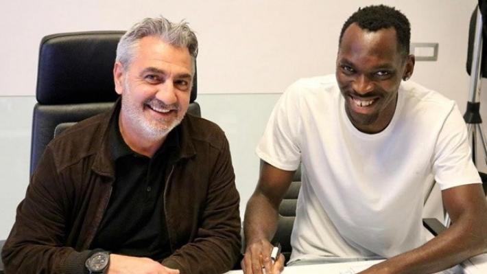 Simy e Crotone avanti insieme