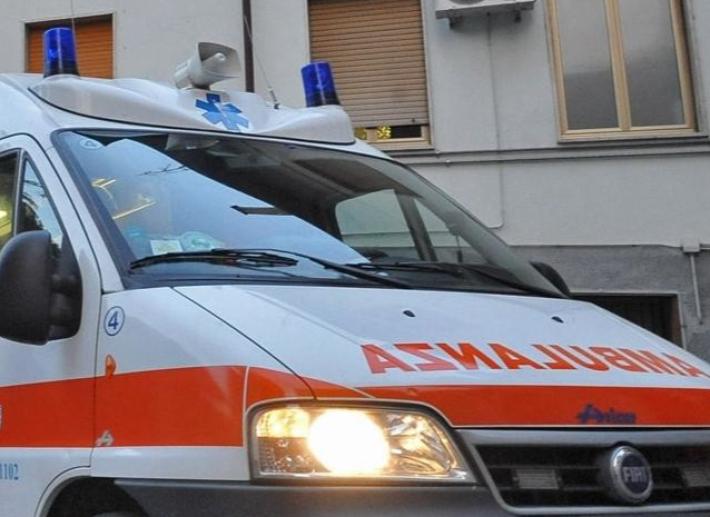 Portano ferito in un prato per nascondere incidente sul lavoro