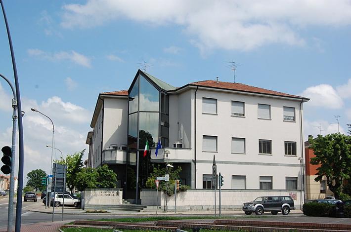 San Polo, rotta una tubazione: chiusa via Buozzi