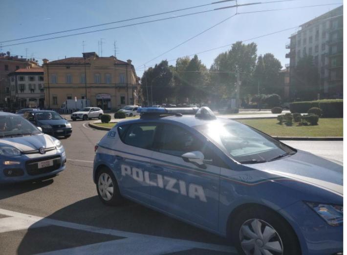 Pablo, botte e maltrattamenti al figlio: arrestata 38enne. Piccolo affidato alla nonna
