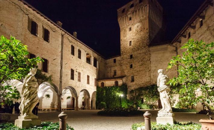 Montechiarugolo, in visita al castello:  una sorpresa dietro l'altra