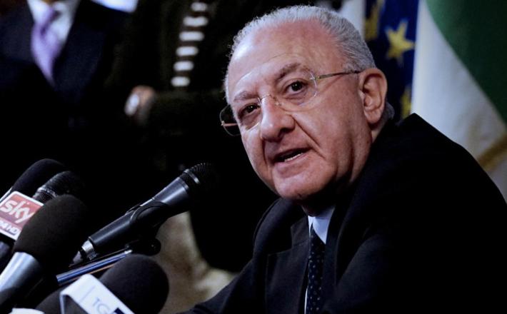 Lascia il sindaco di Salerno, torna De Luca. 'Finita la ricreazione'