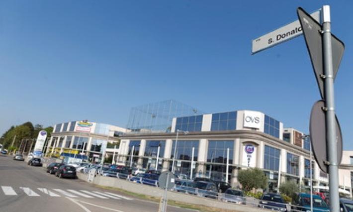 Raid in villa, cassaforte divelta