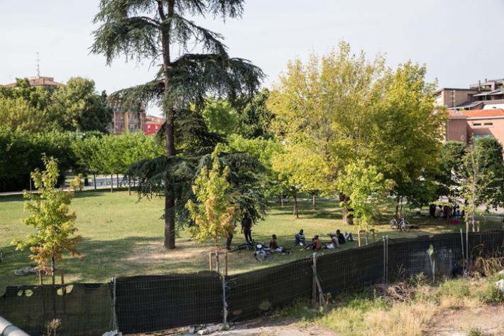Controllati al parco Pellegrini 20 stranieri con precedenti: uno sar&agrave; espulso 