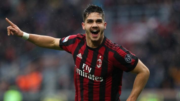 Andr&egrave; Silva: "Contento di tornare a Milanello"