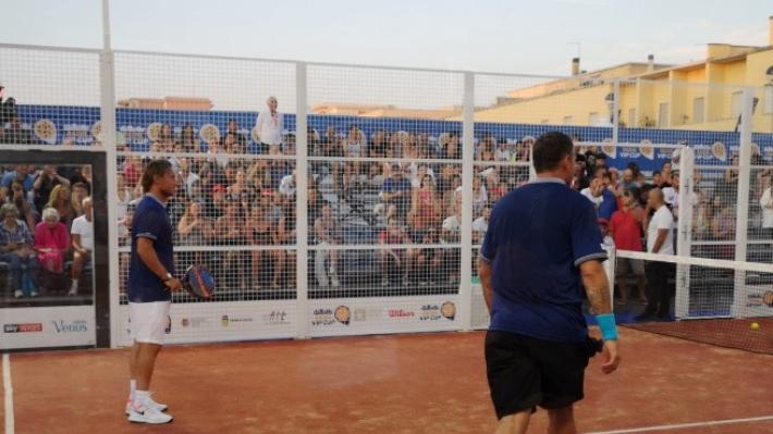 Spettacolo e solidariet&agrave; alla Padel Vip Cup