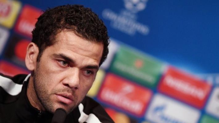 Dani Alves condannato a 4 anni e mezzo di carcere per stupro 