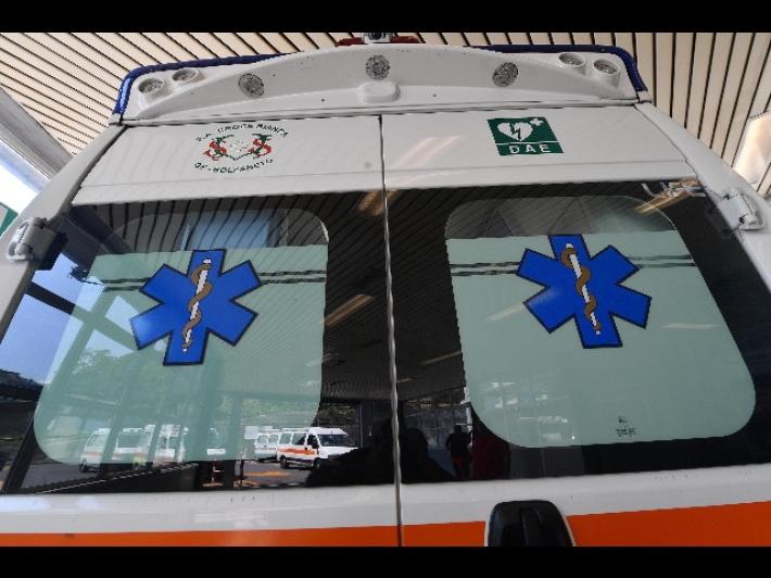 Costiera Amalfitana, scontro fra un motoscafo e un veliero: muore una turista inglese 44enne 