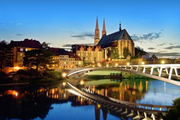 Lungo l'Elba tra i villaggi   dei minatori e degli artisti 