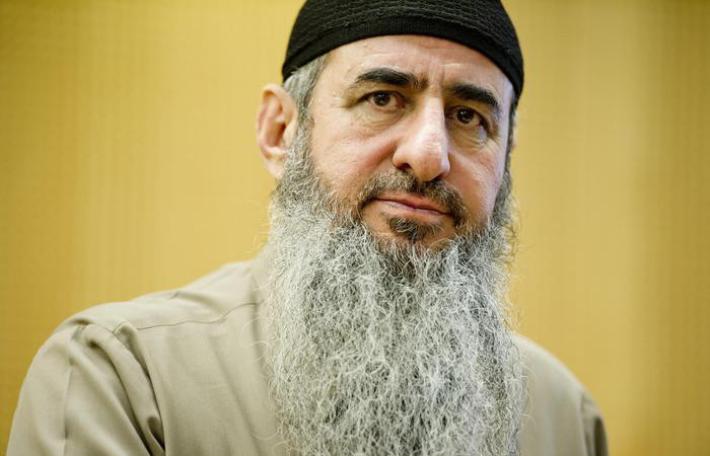 Il Mullah Krekar arrestato in Norvegia: era stato condannato ieri in Italia