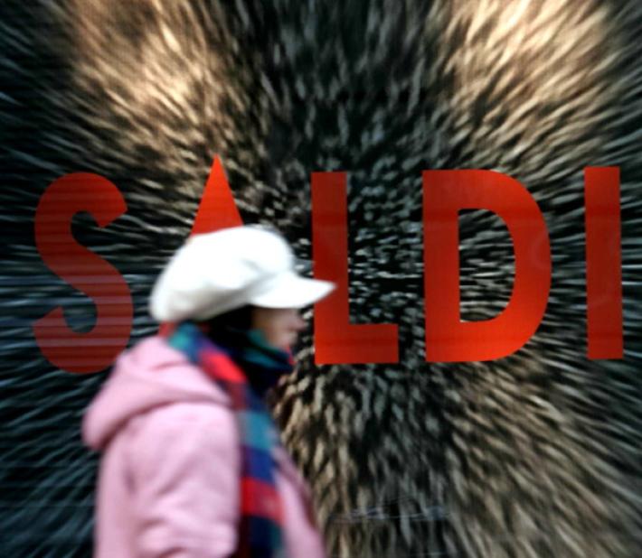 Si avvicina la stagione dei saldi: in Emilia Romagna si inizier&agrave; il 5 gennaio