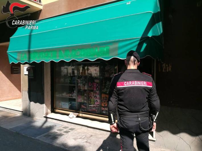 Fagioli infestati da parassiti e carne malconservata: sequestri in due negozi etnici