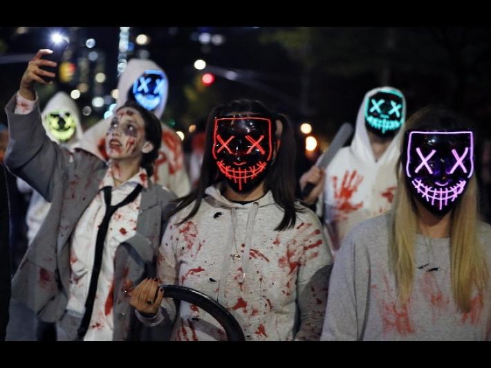 Una petizione per spostare Halloween