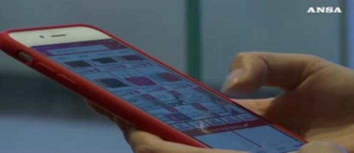 Shopping &egrave; online, negozi di abbigliamento in crisi