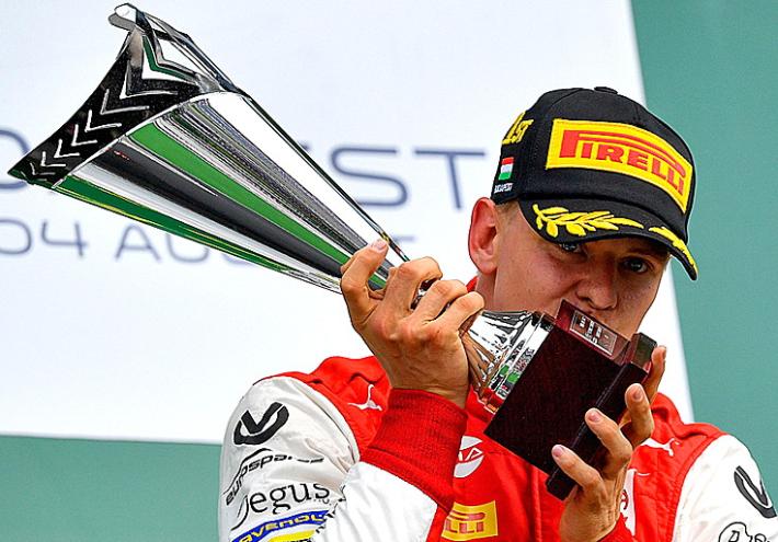 Prima vittoria in F2 di Schumi jr.,15 annni dopo padre