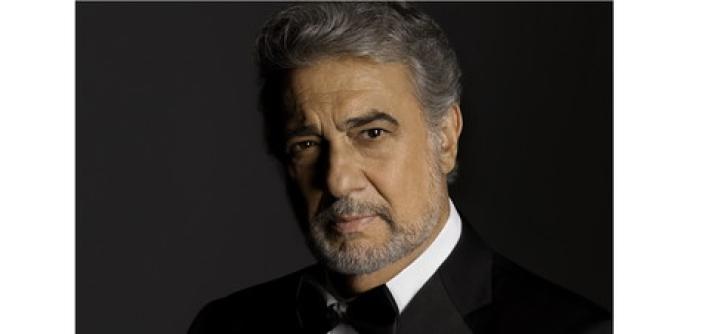 Molestie sessuali: numerose donne accusano Placido Domingo 