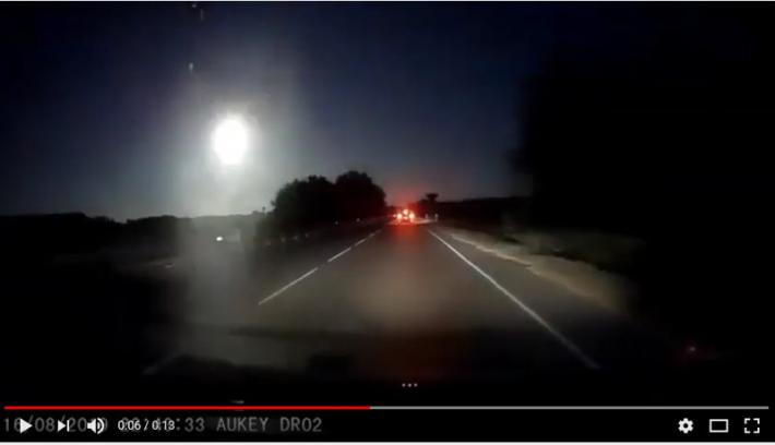 Palla luminosa attraversa il cielo della Sardegna: "&Egrave; stato impressionante" - Video