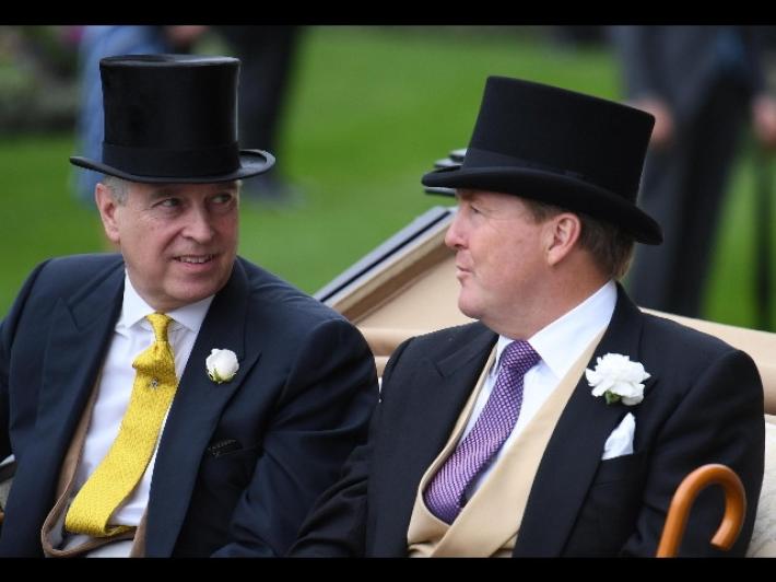 Caso Epstein: un video inguaia il principe Andrea