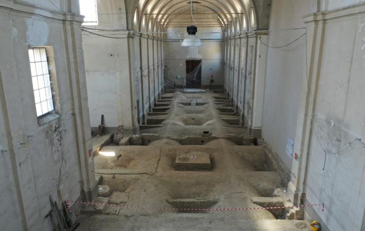 Ospedale Vecchio, scheletri sepolti sotto la Crociera