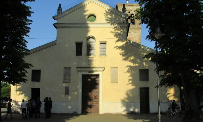 Il caso di don Gregorio fa discutere