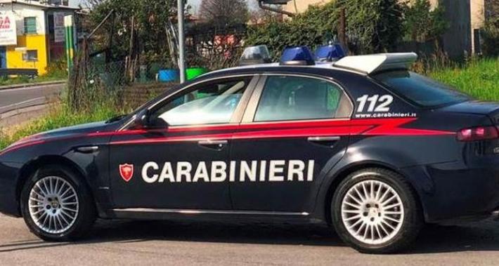 Erba, spara in azienda dopo una discussione con due dipendenti