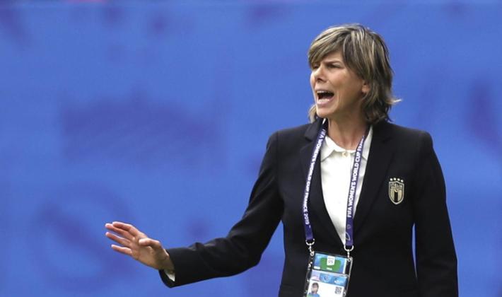 Azzurre, la Bertolini rinnova per altri due anni