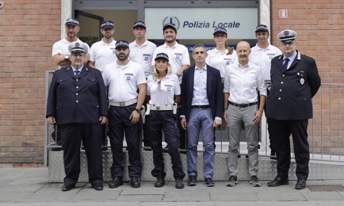 Via Bixio, da oggi attivo (un'ora e mezza) il distaccamento dei vigili