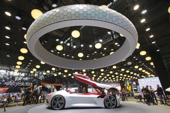 La &laquo;scossa&raquo; di Parigi Il futuro sar&agrave; elettrico