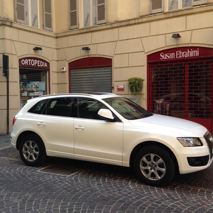 Via XXII Luglio, finestrino dimenticato abbassato. Arriva la multa